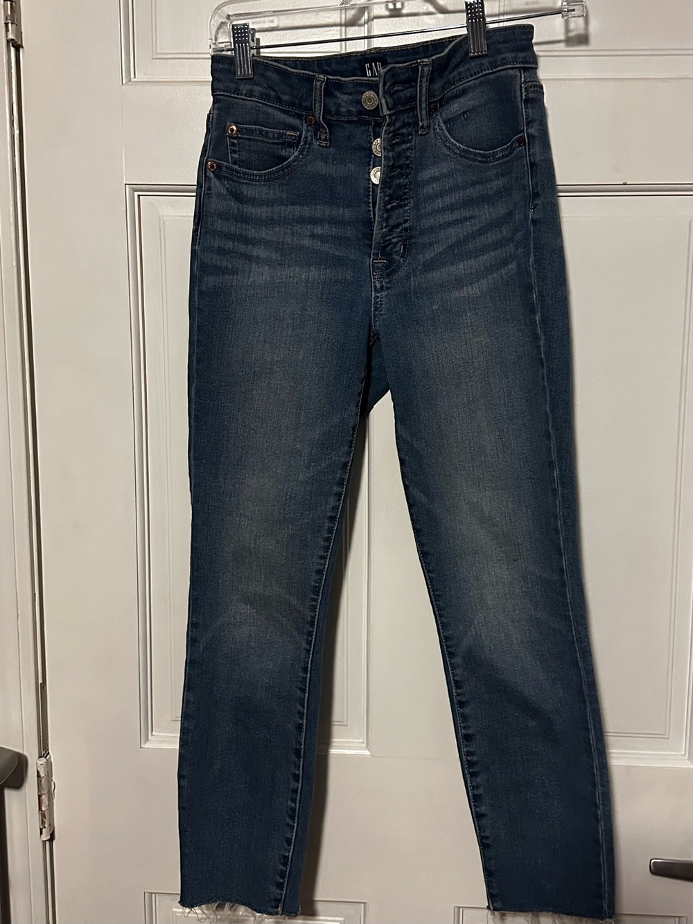 GAP Women's Blue Skinny Jeans